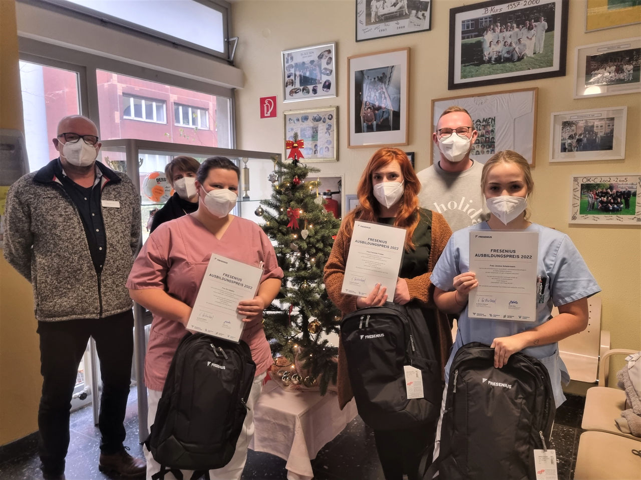  Fresenius-Ausbildungspreis: Duisburger Pflegeabsolventinnen gehören zu den Besten ihres Jahrgangs